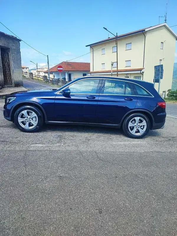 Käytetty Mercedes GLC220 Executive 170 HP (125 kW) 2016 Katumaasturi