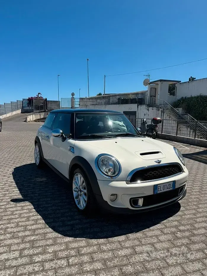Usata Mini Cooper SD 143 CV (105 kW) 2014 Utilitaria