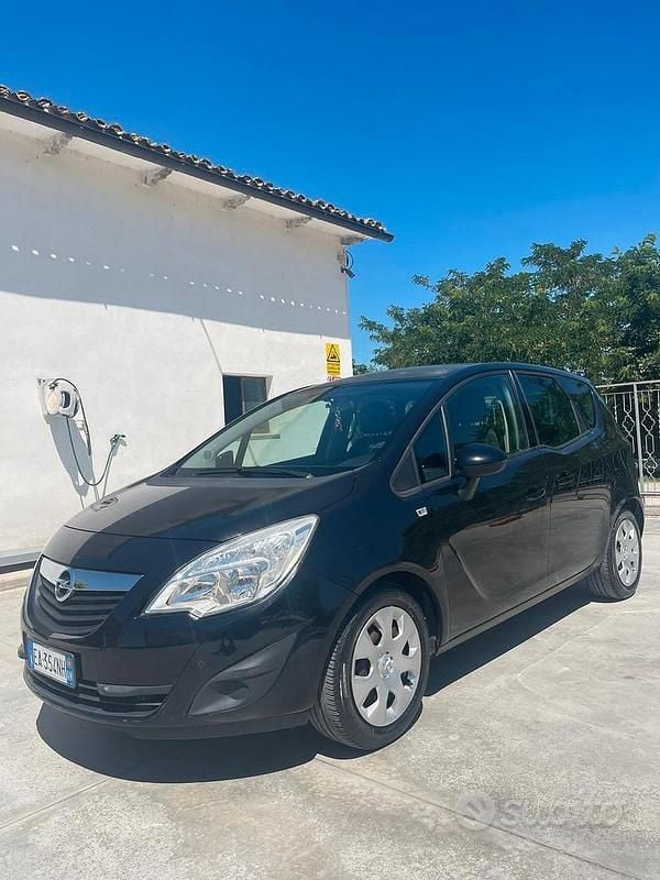 Occasion Opel Meriva 101 ch (74 kW) 2010 Noir Monospace