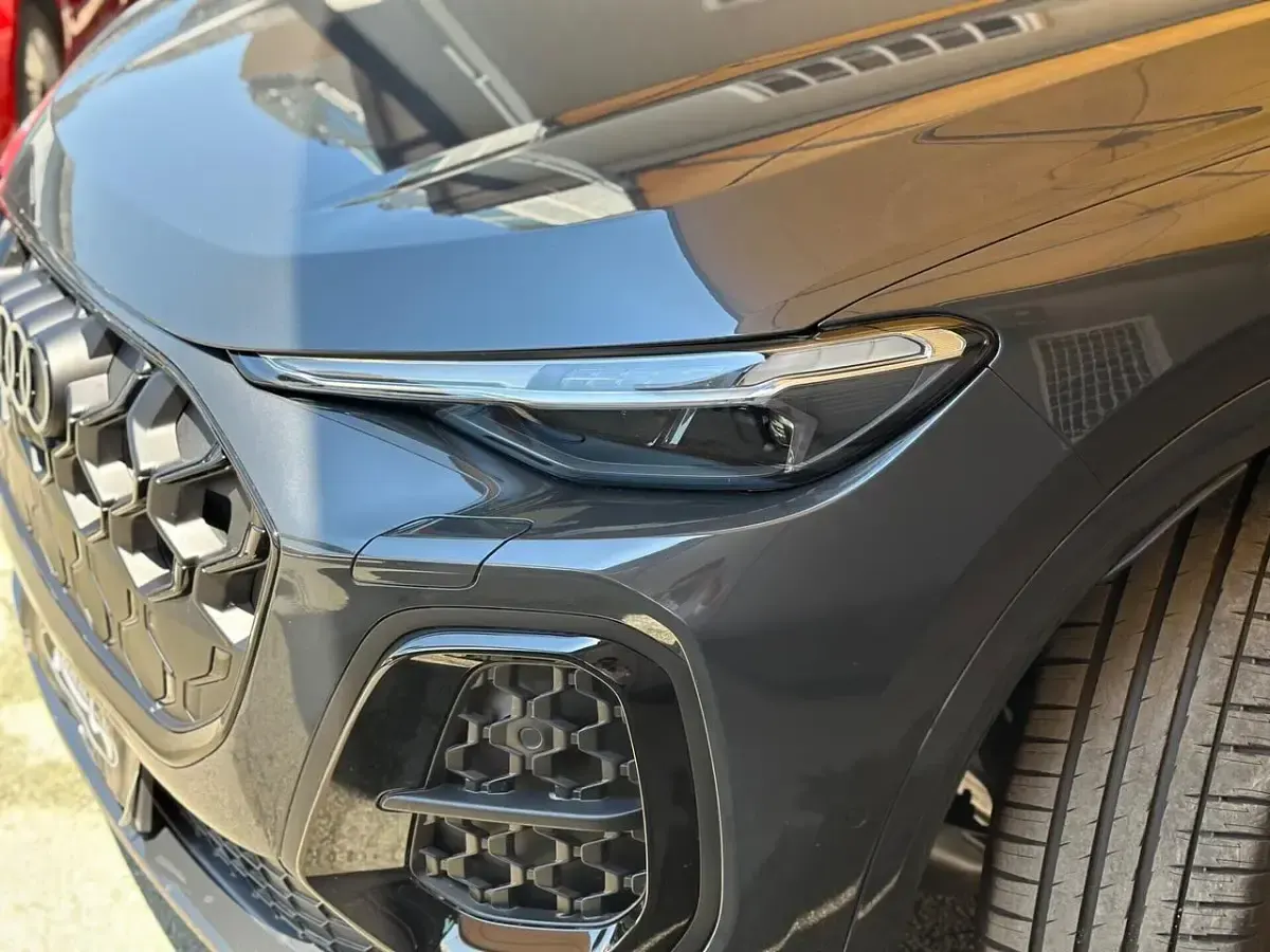 Nuova Audi SQ5 Sport 367 CV (269 kW) 2026 Grigio SUV
