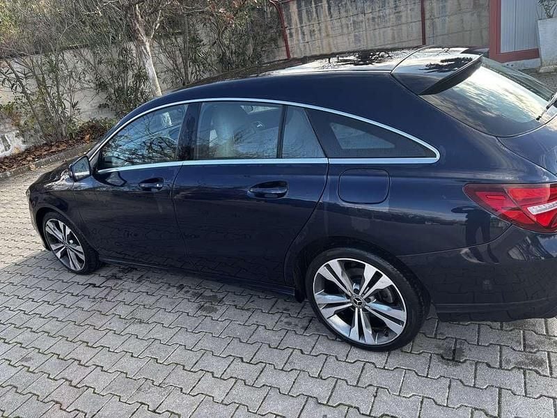 Usata Mercedes CLA200 Shooting Brake Business 136 CV (100 kW) 2017 Station wagon