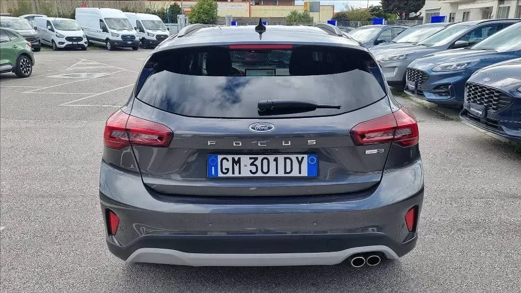 Usata Ford Focus Active 125 CV (91 kW) 2023 Grigio Berlina