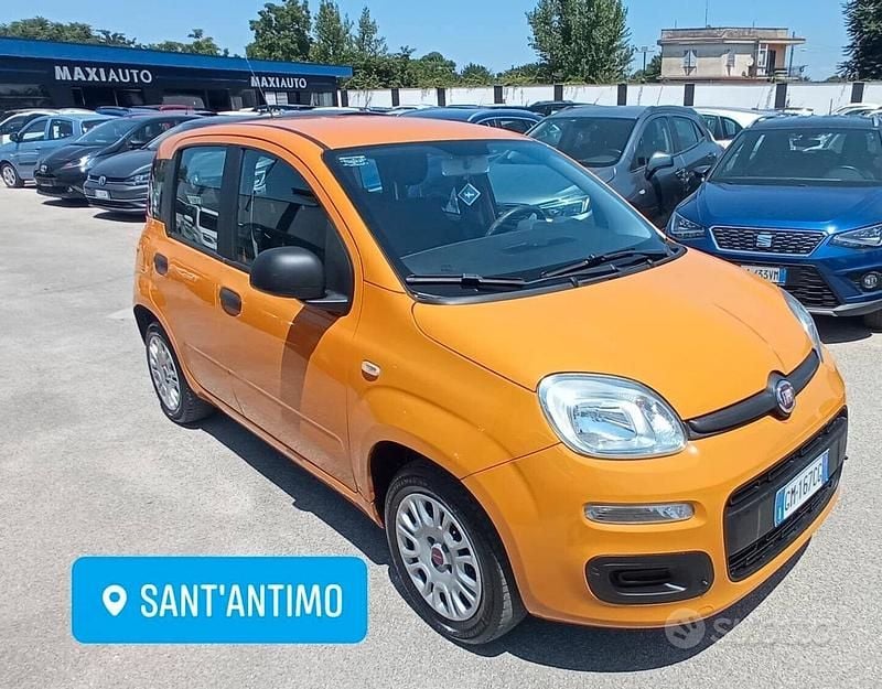 Usata Fiat Panda 69 CV (50 kW) 2018 Arancione Utilitaria