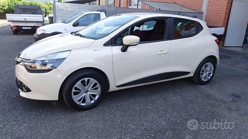 Usata Renault Clio IV 75 CV (55 kW) 2015 Beige Berlina
