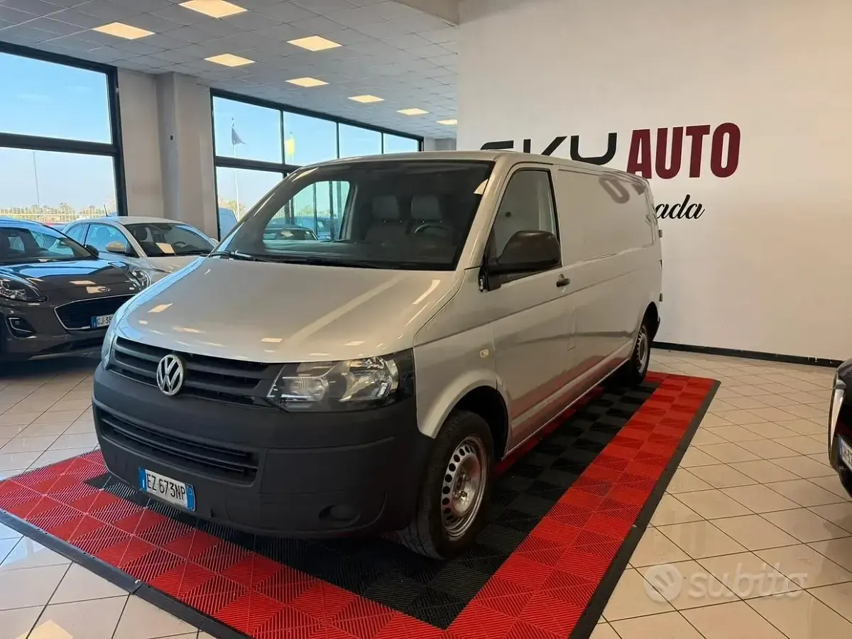 Usata VW Transporter 102 CV (75 kW) 2015 Grigio Furgone