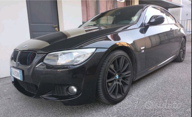 Begagnad BMW 320 M Sport 184 HK (135 kW) 2012 Svart Sportkupé