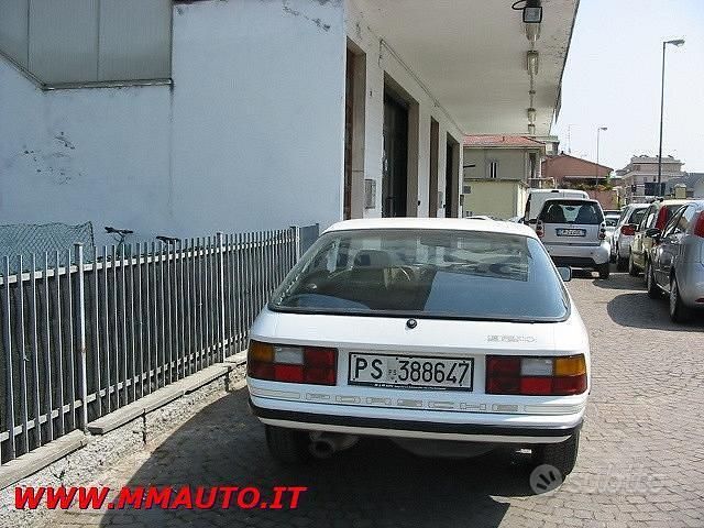 Usata Porsche 924 125 CV (91 kW) 1981 Bianco(met.) Coupé