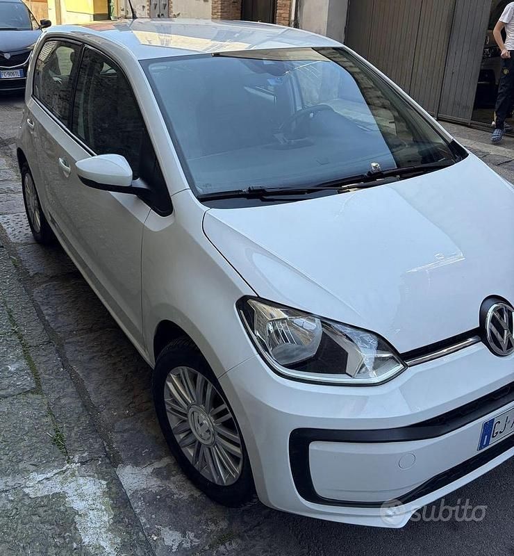 Usata VW up! Move 65 CV (47 kW) 2022 Bianco Utilitaria
