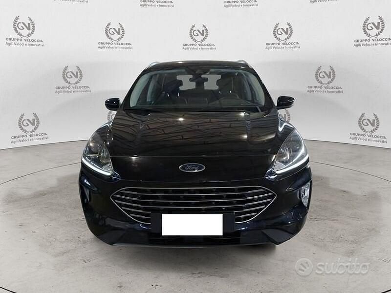 Usata Ford Kuga Titanium 120 CV (88 kW) 2020 Nero SUV