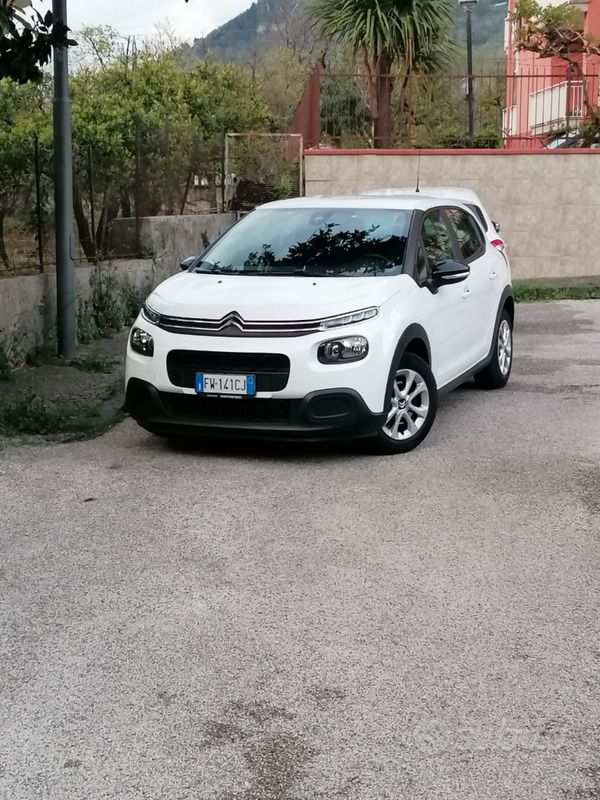 Usata 2019 Citroën C3 Due volumi | 9799 € (Buon prezzo) - Immagine 1/4