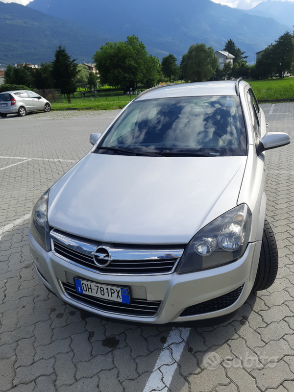 Usato 2007 Opel Astra 1.7 Diesel 125 CV (1.900 €)