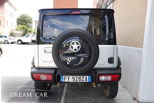 Usata Suzuki Jimny 102 CV (75 kW) 2020 Argento metallizzato SUV