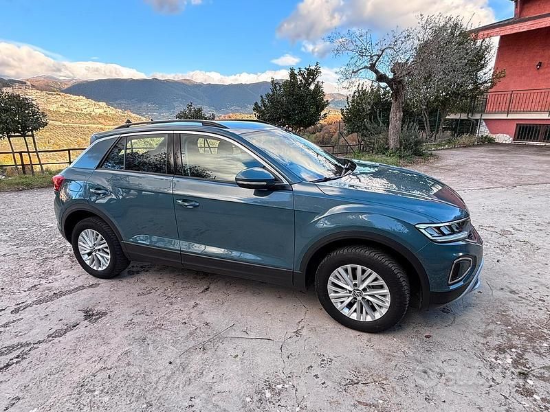 Usata VW T-Roc Life 116 CV (85 kW) 2022 SUV