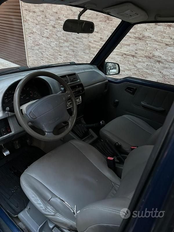 Usata Suzuki Vitara 87 CV (63 kW) 2004 Blu SUV