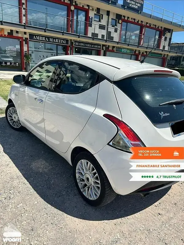 Usata Lancia Ypsilon 69 CV (50 kW) 2013 Utilitaria