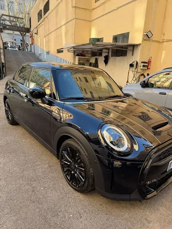 Usata Mini Cooper S 178 CV (130 kW) 2023 Blu/azzurro Utilitaria