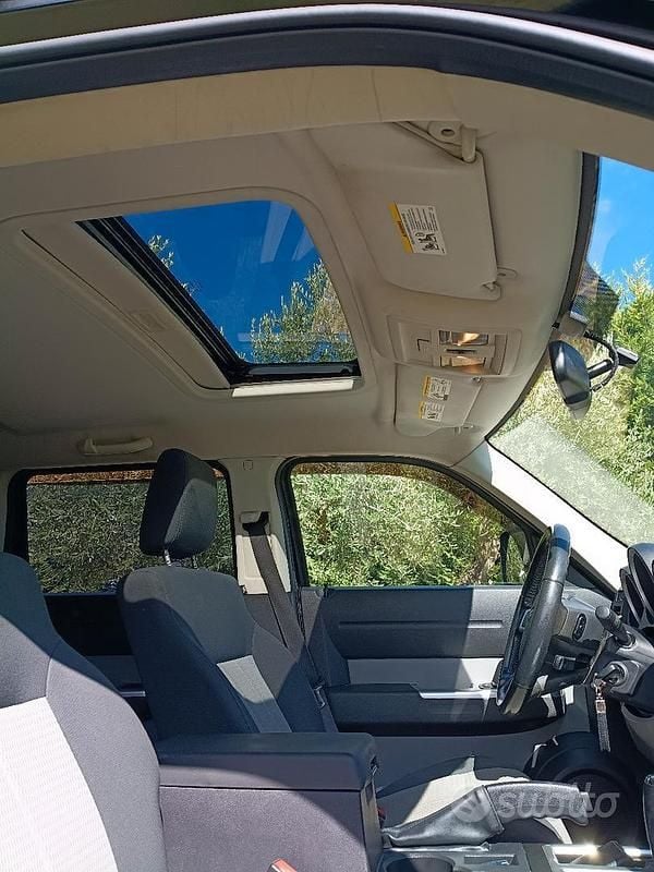 Usata Dodge Nitro SE 177 CV (130 kW) 2007 Nero SUV
