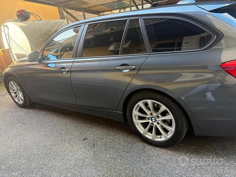 Usata BMW 320 163 CV (119 kW) 2015 Grigio Station wagon