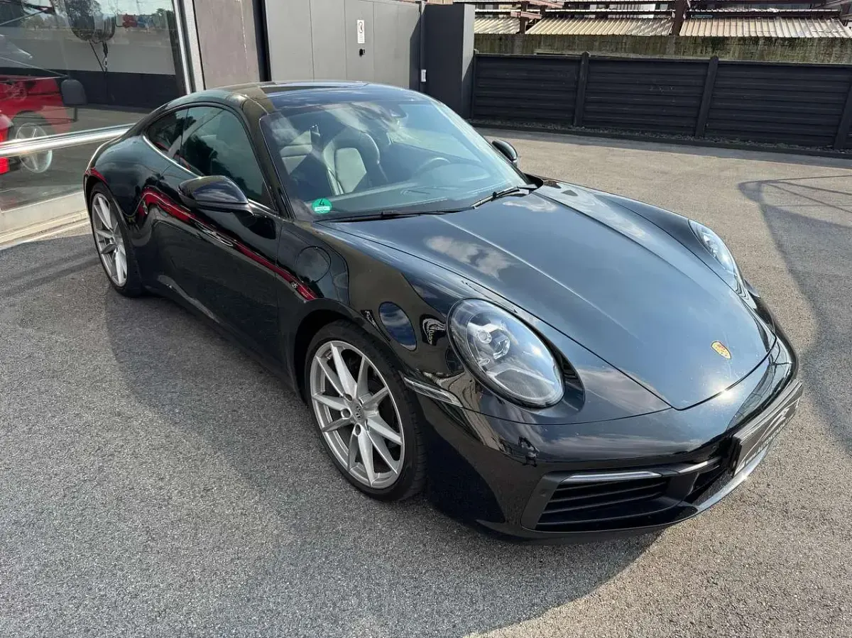 Usata Porsche 911 Carrera 385 CV (283 kW) 2022 Viola Coupé