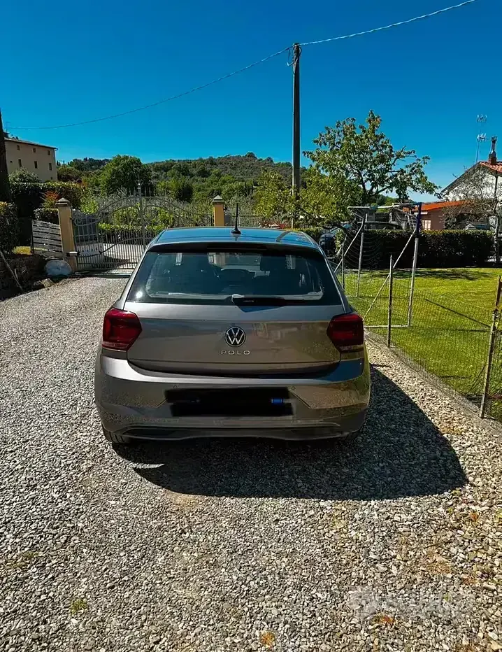 Usata VW Polo Comfortline 110 CV (80 kW) 2021 Grigio Utilitaria