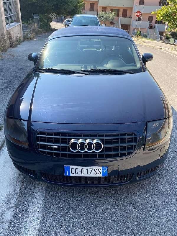 Usata Audi TT Roadster Ambiente 224 CV (164 kW) 2003 Cabrio