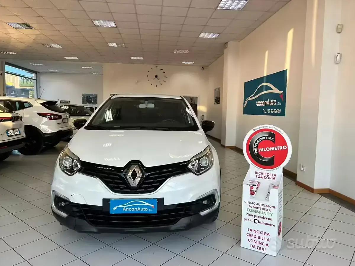 Usata Renault Captur 90 CV (66 kW) 2018 Bianco SUV