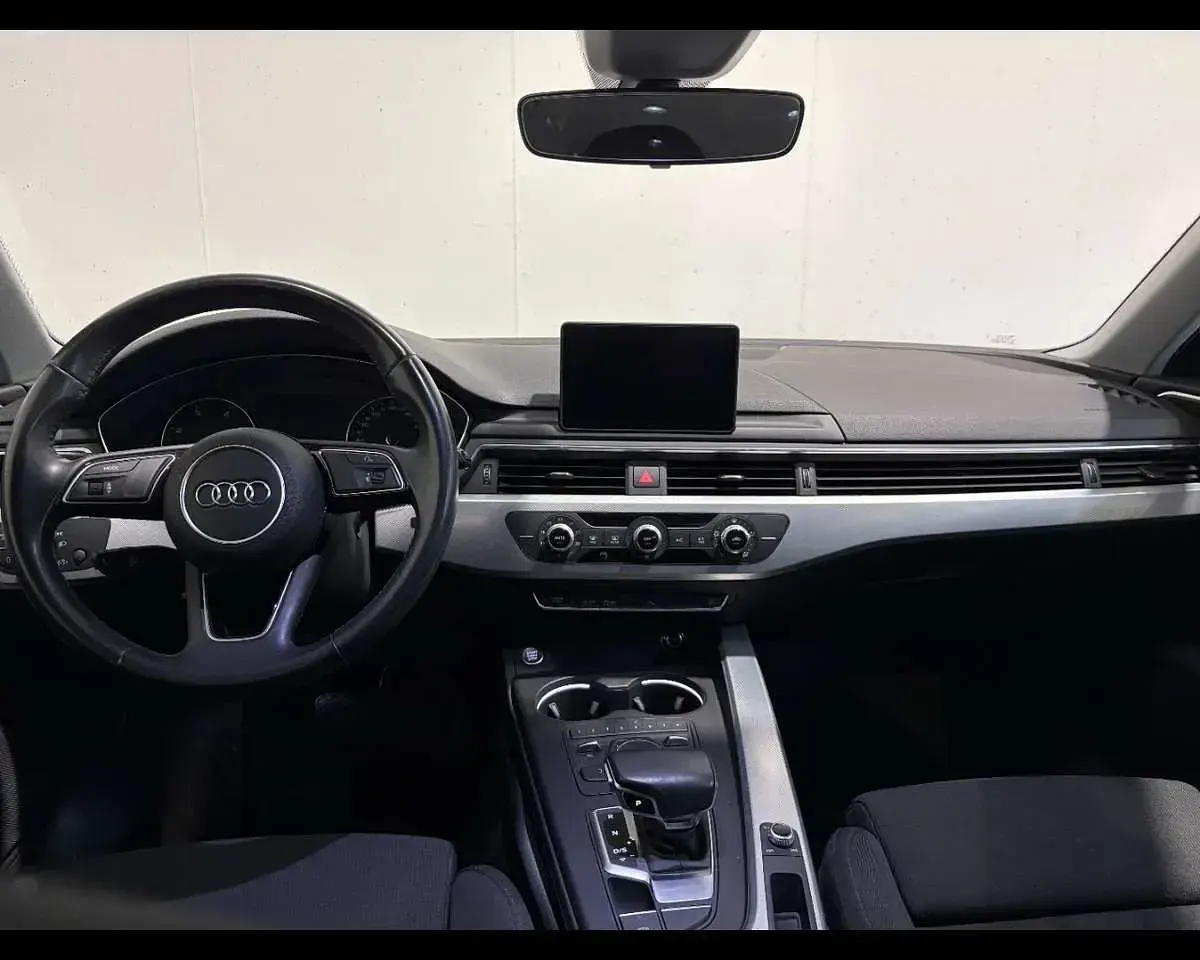 Usata Audi A4 Business 150 CV (110 kW) 2016 Grigio Station wagon