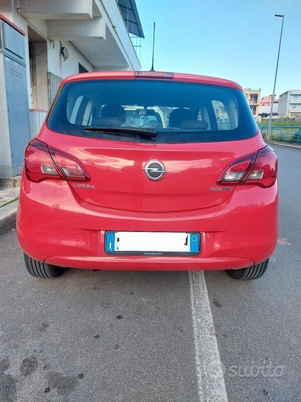 Usata 2018 Opel Corsa | 6000 € (Super prezzo) - Immagine 1/4