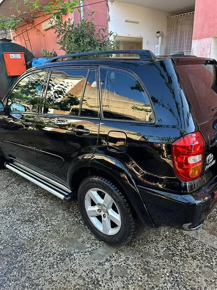 Usata Toyota RAV4 116 CV (85 kW) 2004 SUV