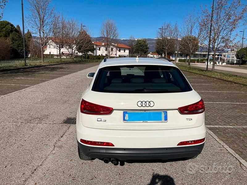 Usata Audi Q3 Business 140 CV (102 kW) 2014 Bianco SUV