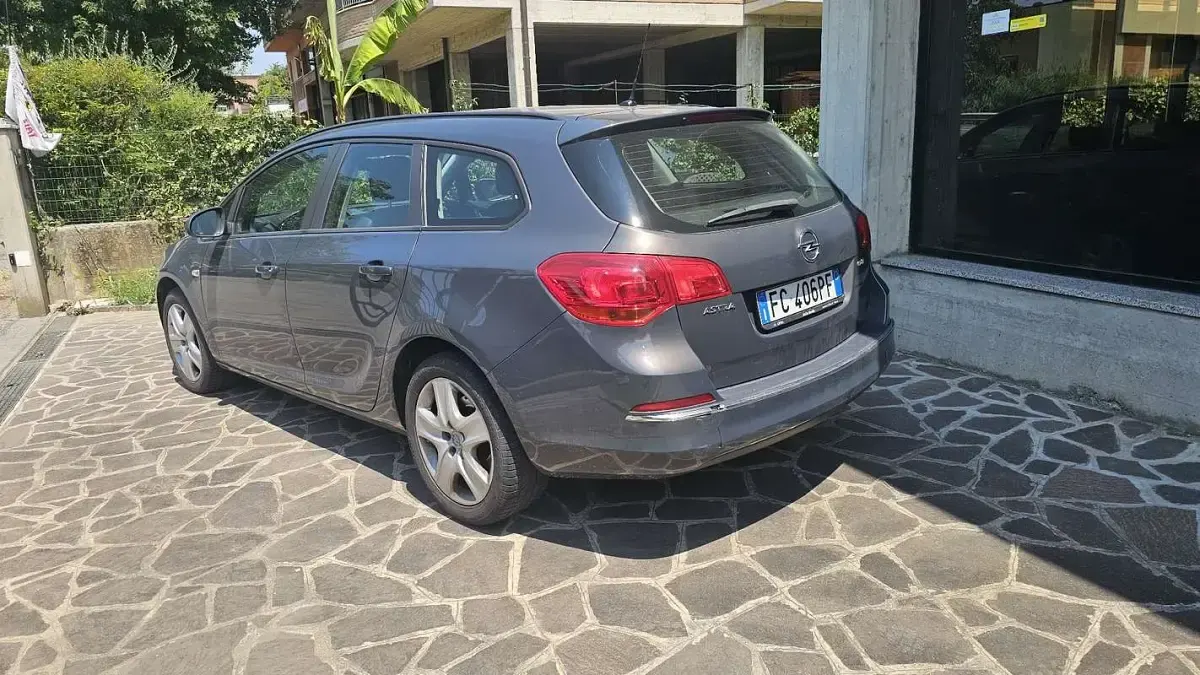 Usata Opel Astra Cosmo 136 CV (100 kW) 2016 Station wagon