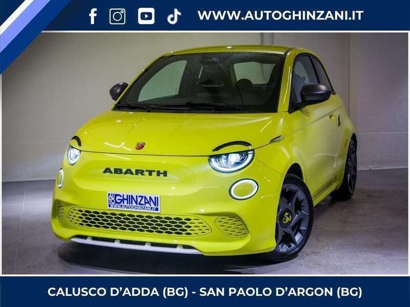 Verde Nuova 2024 Abarth 500e Scorpionissima Due volumi | 33.300 € (Cara) - Immagine 1/4