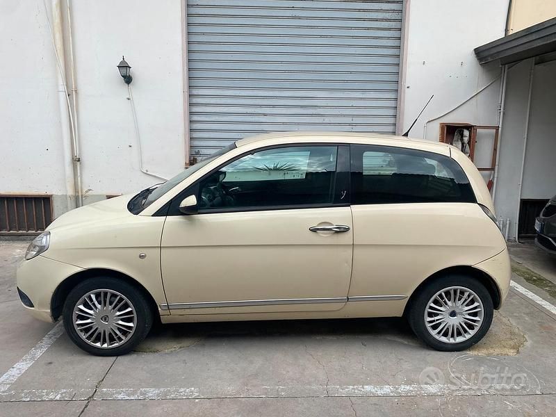 Usata Lancia Ypsilon 75 CV (55 kW) 2007 Utilitaria