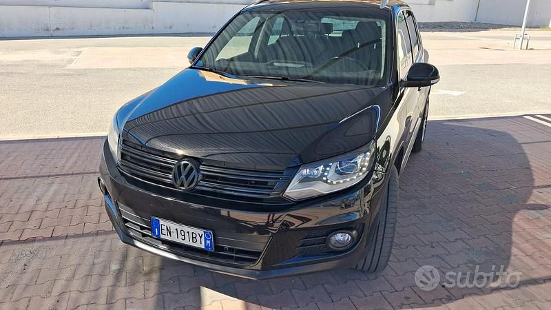 Usata VW Tiguan 140 CV (102 kW) 2012 Nero SUV