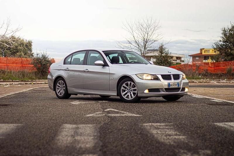 Usata BMW 318 129 CV (94 kW) 2007 Berlina