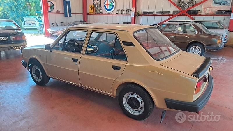 Usata Skoda 105 46 CV (33 kW) 1987 Beige Berlina