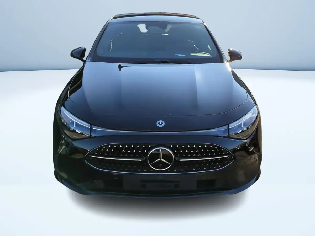Usata Mercedes CLA200 Advanced Plus 163 CV (119 kW) 2026 Nero metallizzato Coupé
