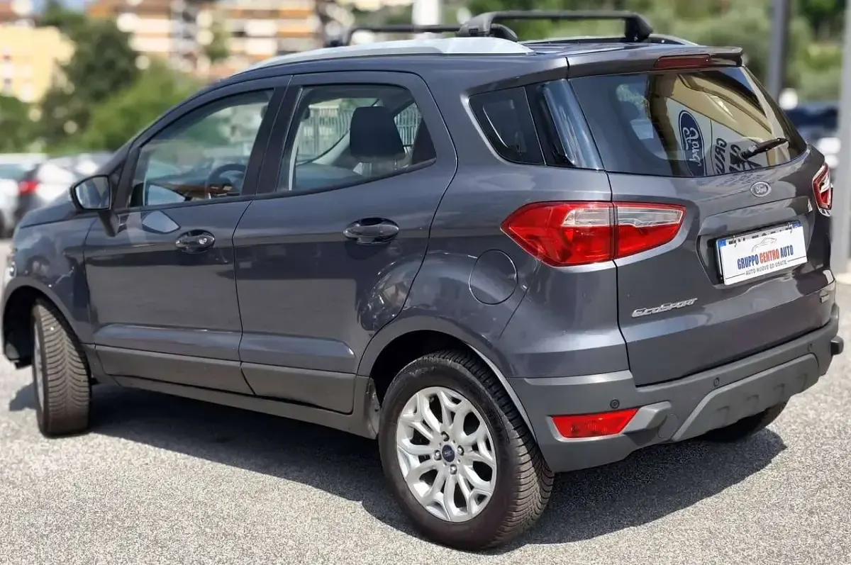 Usata Ford Ecosport Titanium 125 CV (91 kW) 2017 Grigio SUV