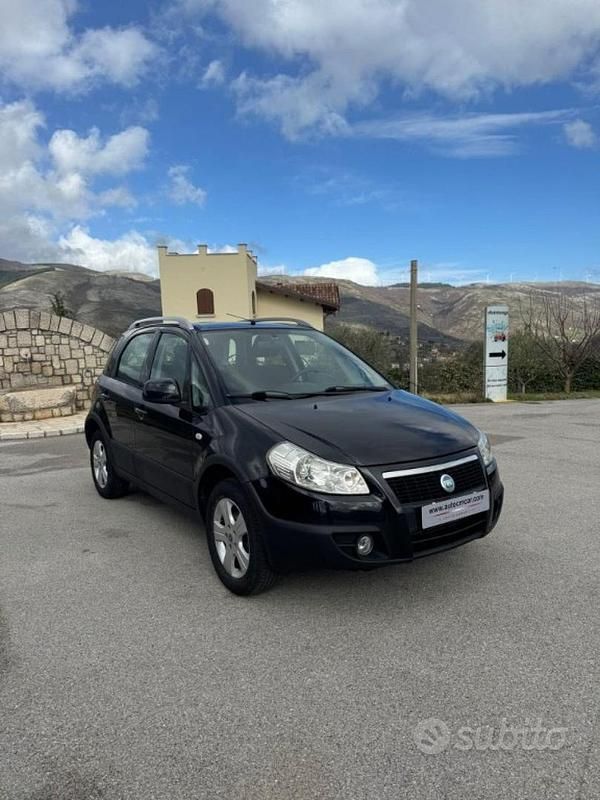 Usata Fiat Sedici Dynamic 120 CV (88 kW) 2008 Nero SUV