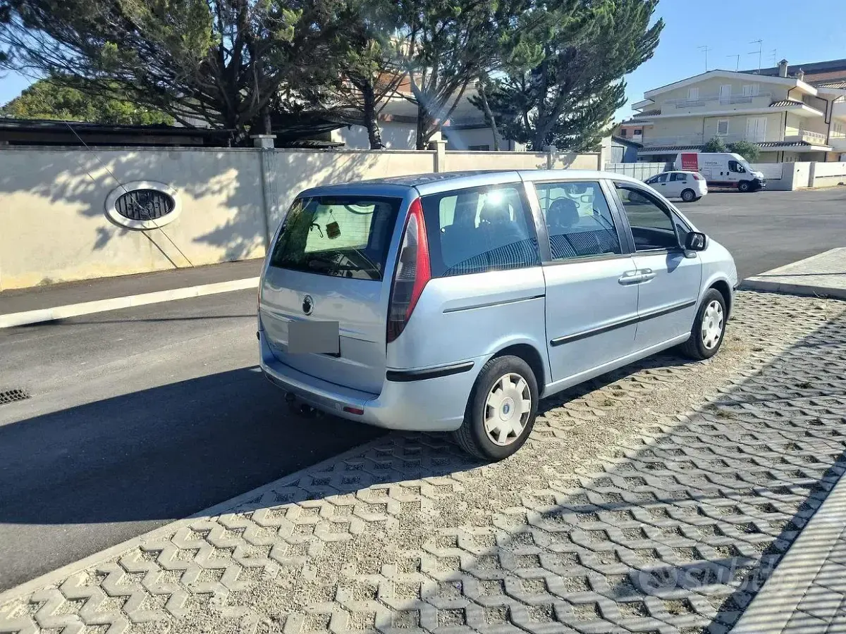 Usata Fiat Ulysse Active 120 CV (88 kW) 2006 Bluazzurro Monovolume