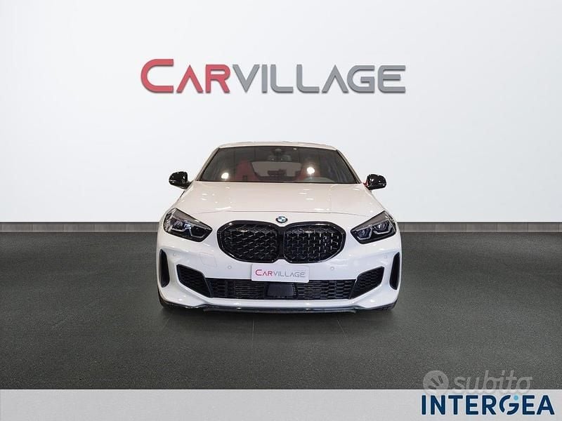 Usata BMW M135 Efficient Dynamics 306 CV (225 kW) 2022 Bianco Utilitaria
