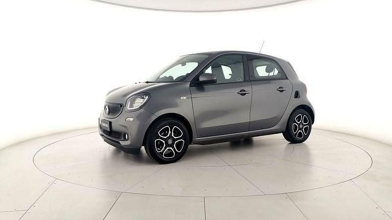 Begagnad Smart ForFour Electric Drive Passion 60 kW (82 HK) 2019 Grå Sedan