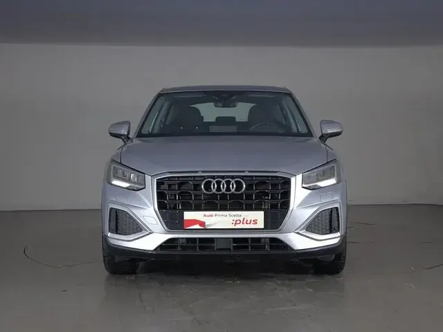 Usata Audi Q2 Advanced Plus 150 CV (110 kW) 2023 Argento fioretto metallizzato SUV