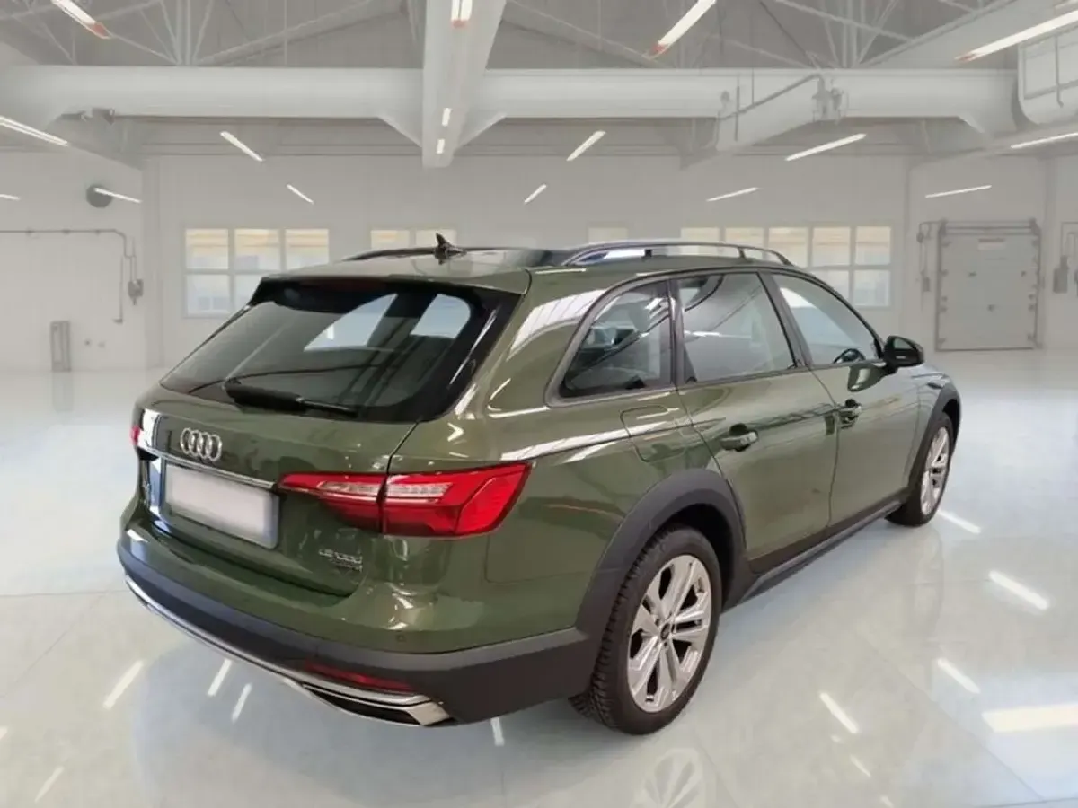 Usata Audi A4 Allroad Business 204 CV (150 kW) 2023 Verde Station wagon