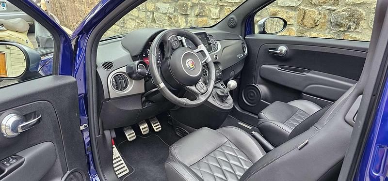 Usata Abarth 595C Turismo 165 CV (121 kW) 2021 Blu/azzurro Cabrio