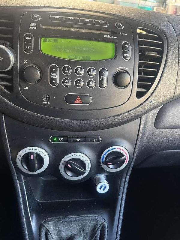 Usata Hyundai i10 Active 65 CV (47 kW) 2008 Rosso Utilitaria