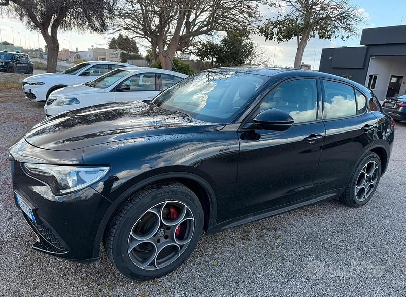 Usata Alfa Romeo Stelvio Sprint 190 CV (139 kW) 2020 SUV