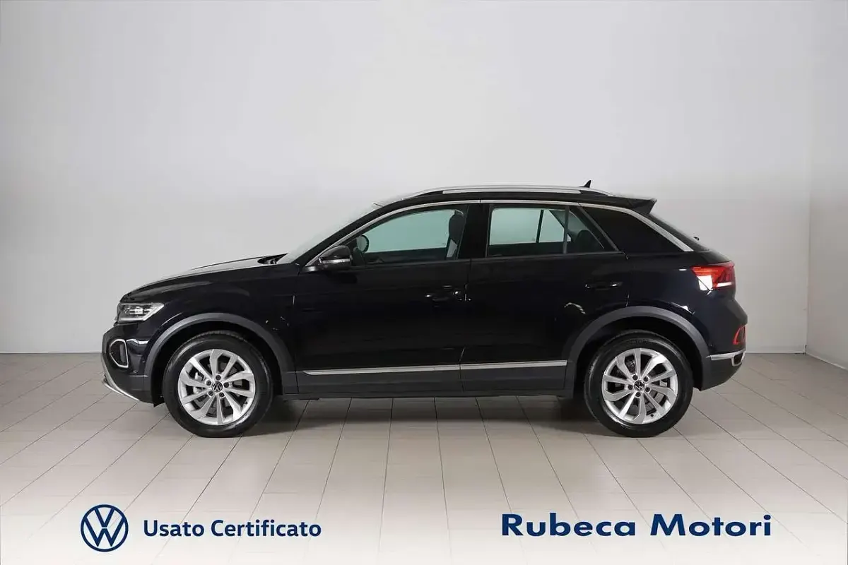Usata VW T-Roc Style 110 CV (80 kW) 2024 Nero SUV