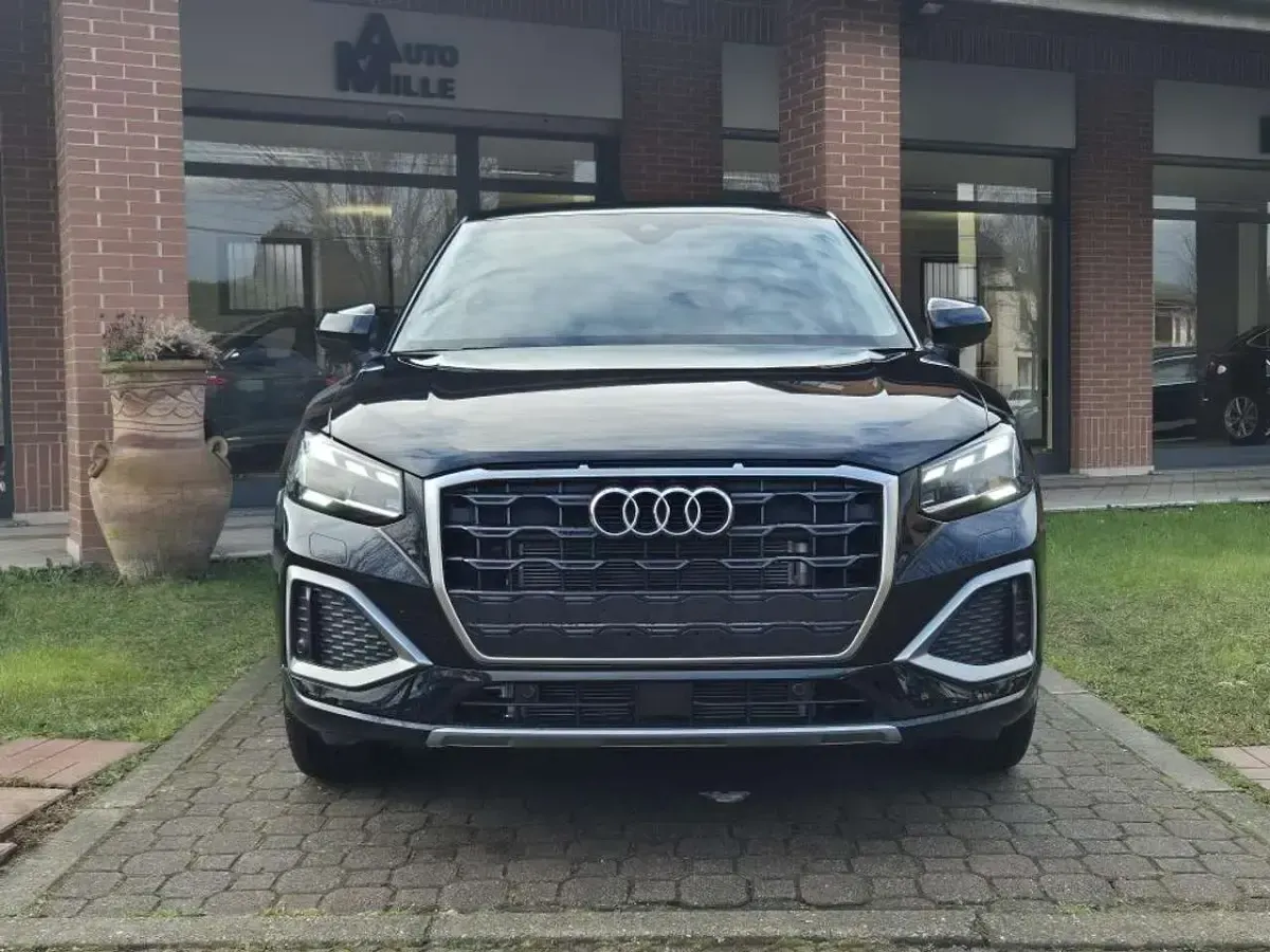 Nuova Audi Q2 Advanced 150 CV (110 kW) 2026 Nero mythos SUV