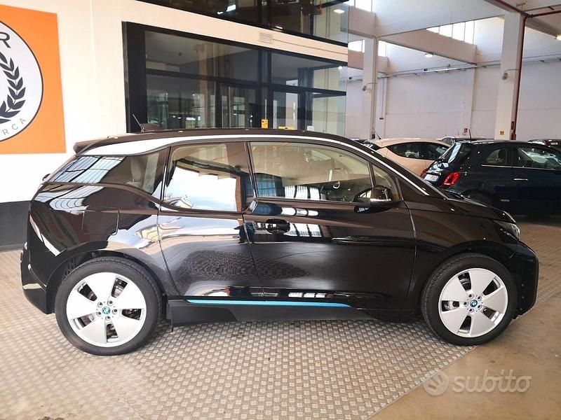 Usata BMW i3 74 kW (101 CV) 2018 Nero Utilitaria